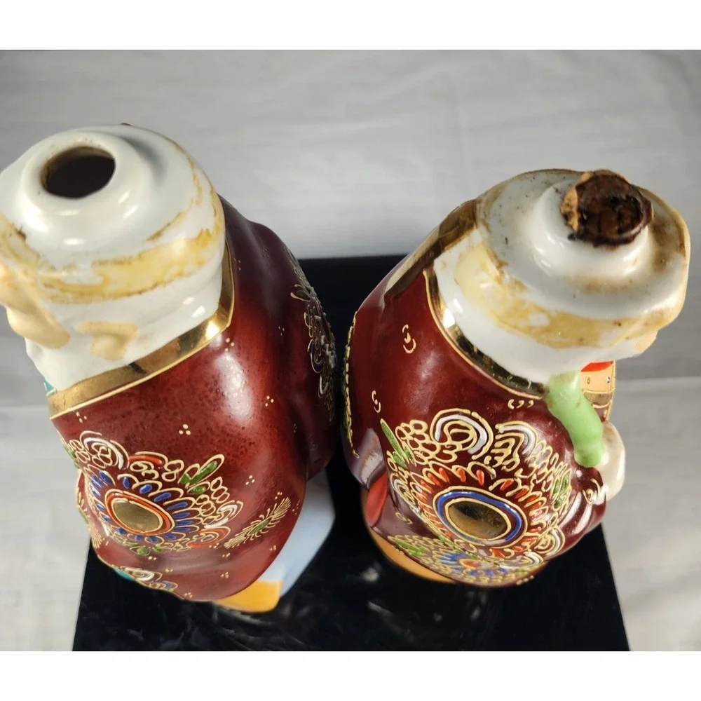 Set of 2 Vintage Kamotsuru Decorative Decanters Ornate Made in Japan Empty